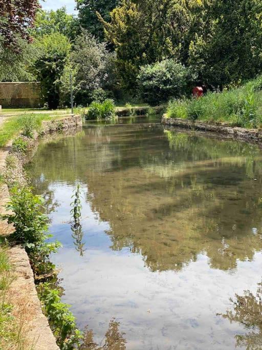 Villa Beautiful Cotswold Couples Retreat Bourton-on-the-Water Esterno foto