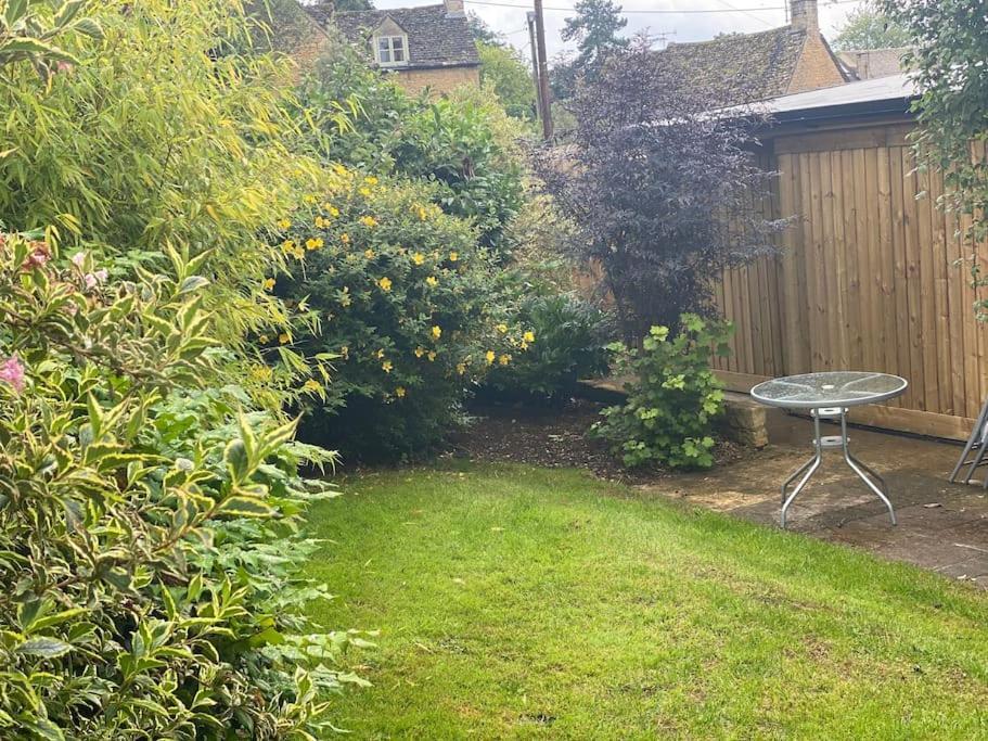 Villa Beautiful Cotswold Couples Retreat Bourton-on-the-Water Esterno foto